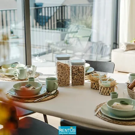 August - For 6 Persons With 3 Bedrooms Nieuwpoort