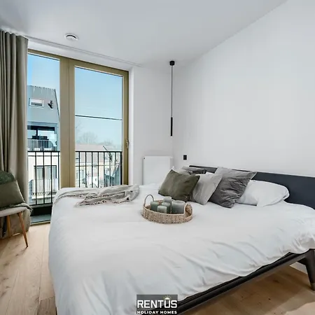 August - For 6 Persons With 3 Bedrooms * Nieuwpoort