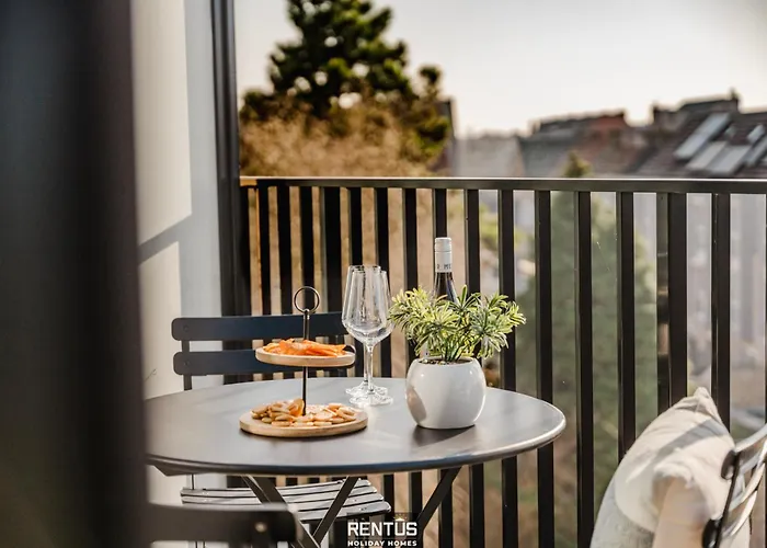 August - For 6 Persons With 3 Bedrooms * Nieuwpoort