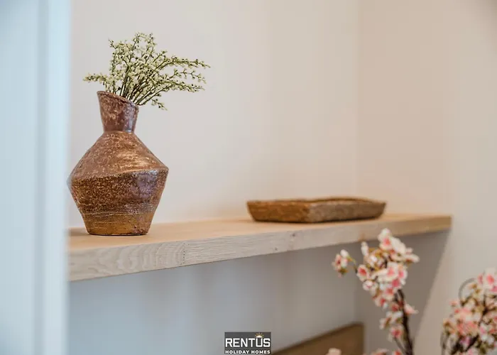 August - For 6 Persons With 3 Bedrooms Nieuwpoort